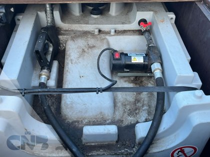 Mobiele brandstoftank met pomp