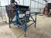 Foto van Kuubskistenkantelaar met doseerband